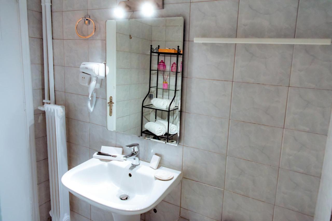 Plaka Apartment Athena Bagian luar foto